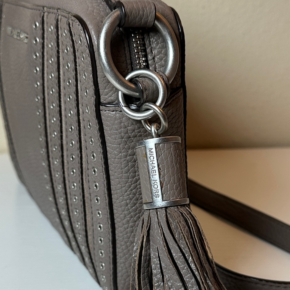 Michael Kors Brooklyn cinder gray Crossbody Bag with Tassel - Picture 6 of 13